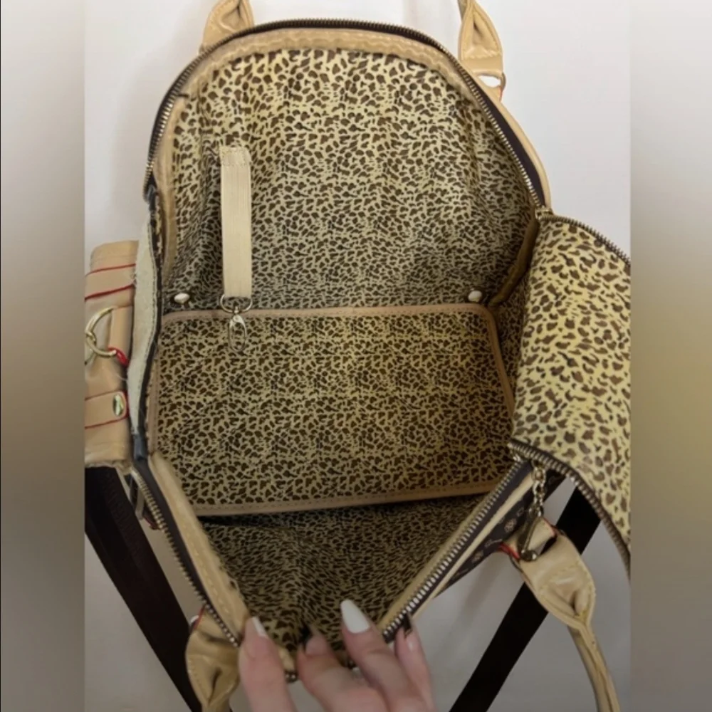 Fine Elegant Canine Couture Stylish Tan Black Faux Leather Signature Pet Carrier